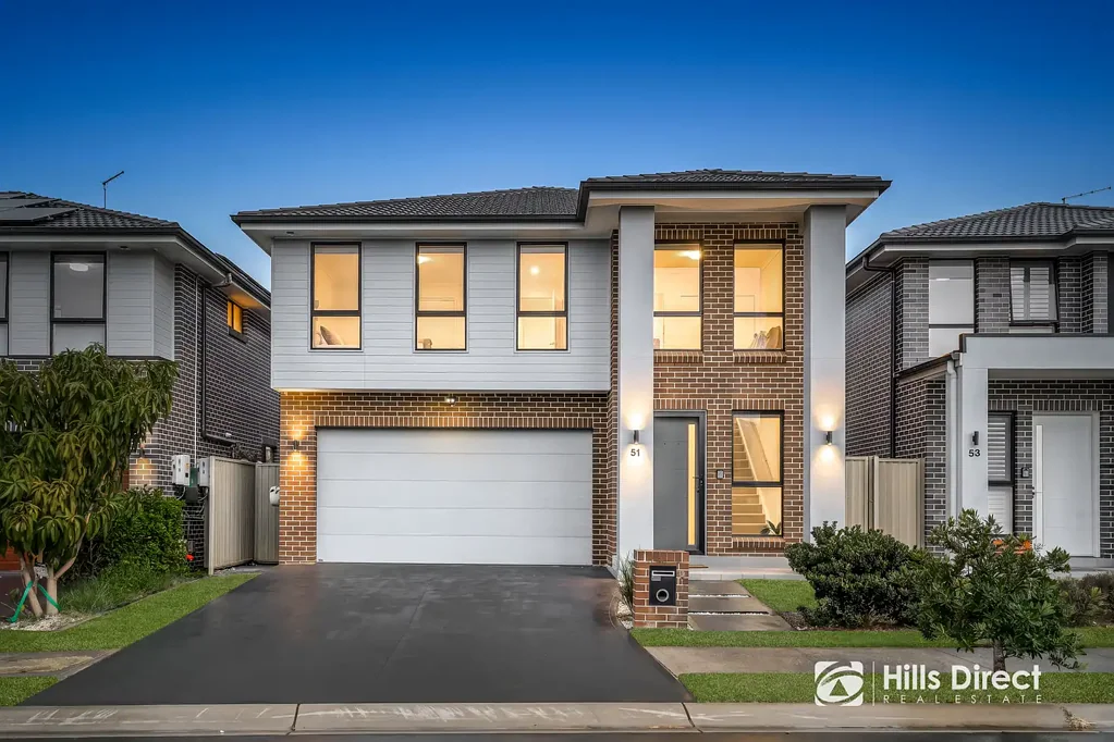 The Ponds 4 Slaapkamer North-Facing Family Oasis with Modern Elegance & Walk to Schools