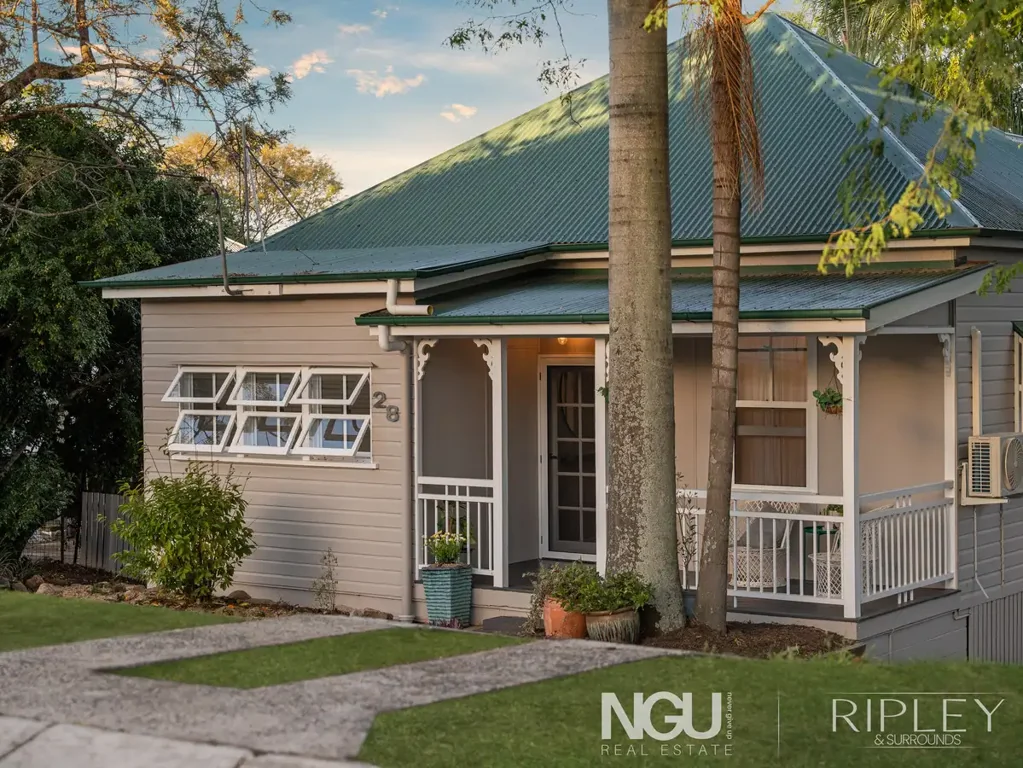 28 Alice Street, Silkstone, QLD 4304