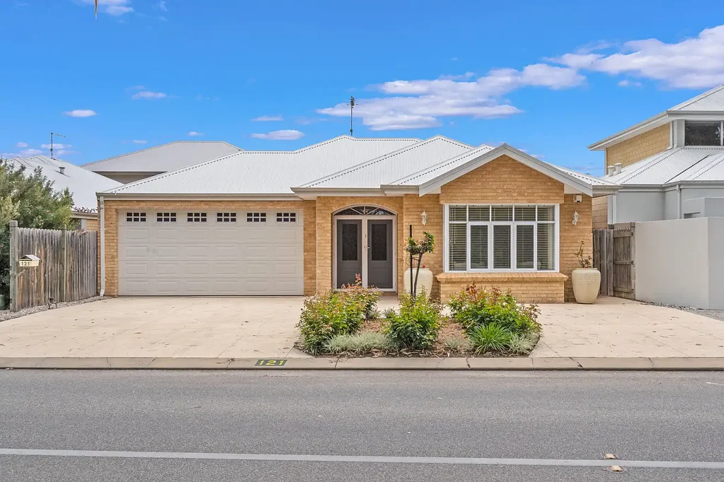 Dudley Park 3Zimmer Timeless Elegance and Modern Comfort by the Estuary