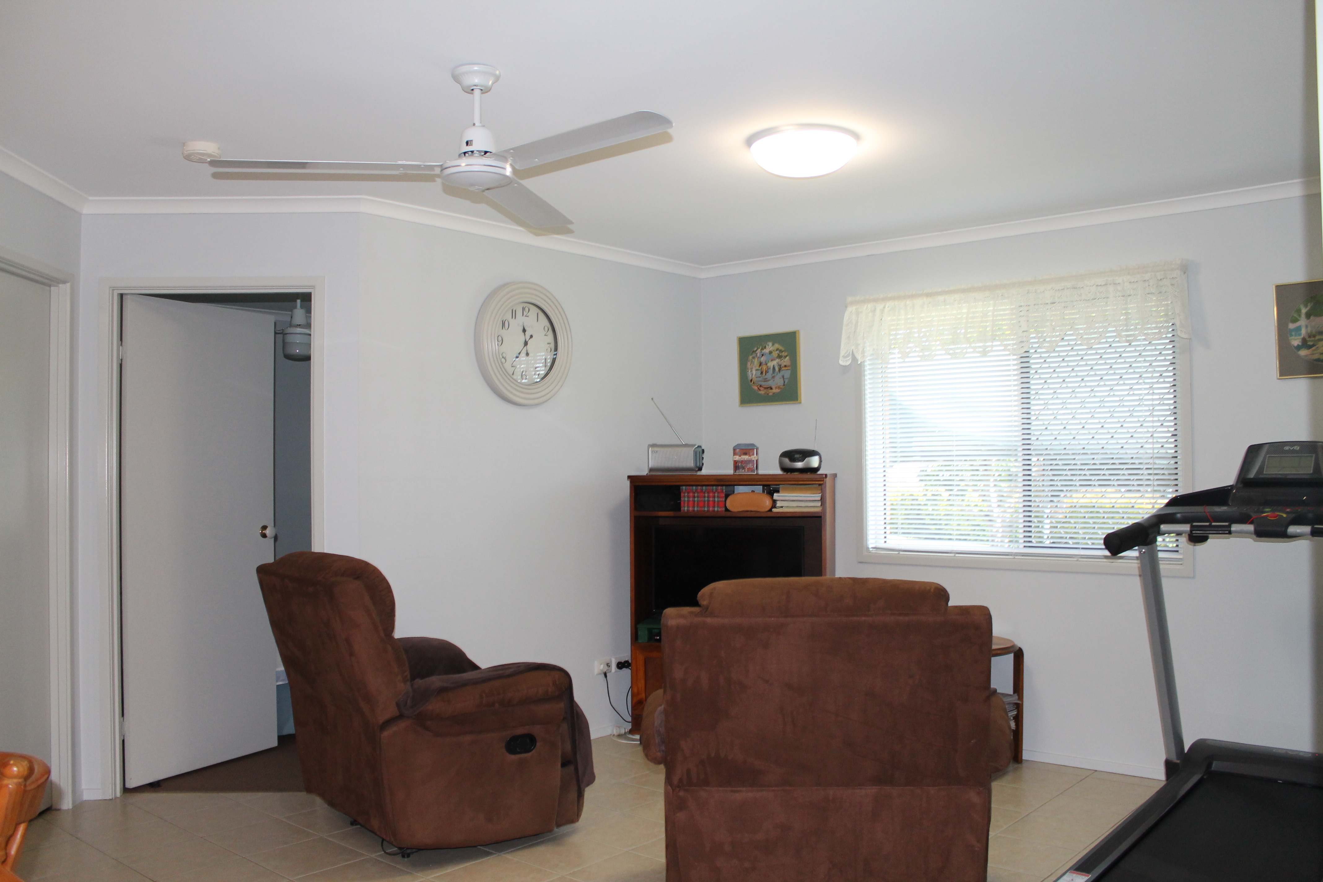 31 MILLER ST, BLACKBUTT QLD 4314, 0 침실, 0 욕실, House