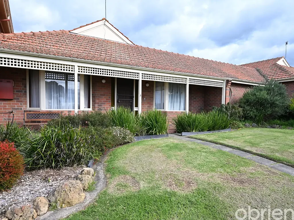 Bairnsdale 2कमरा Location, Security & Simplicity in the heart of Bairnsdale
