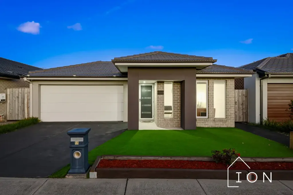 11 Alicante Street, Clyde, VIC 3978
