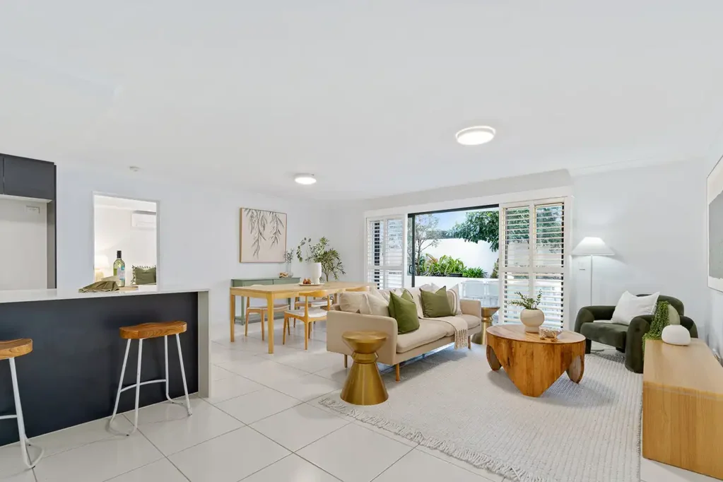 Chermside 2ห้องนอน Premium Apartment with Expansive 58m2 Terrace in Highly Convenient Chermside Location