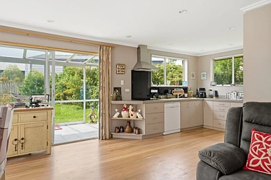 Private Family Retreat with Harbour Views in Sought-After Maia
