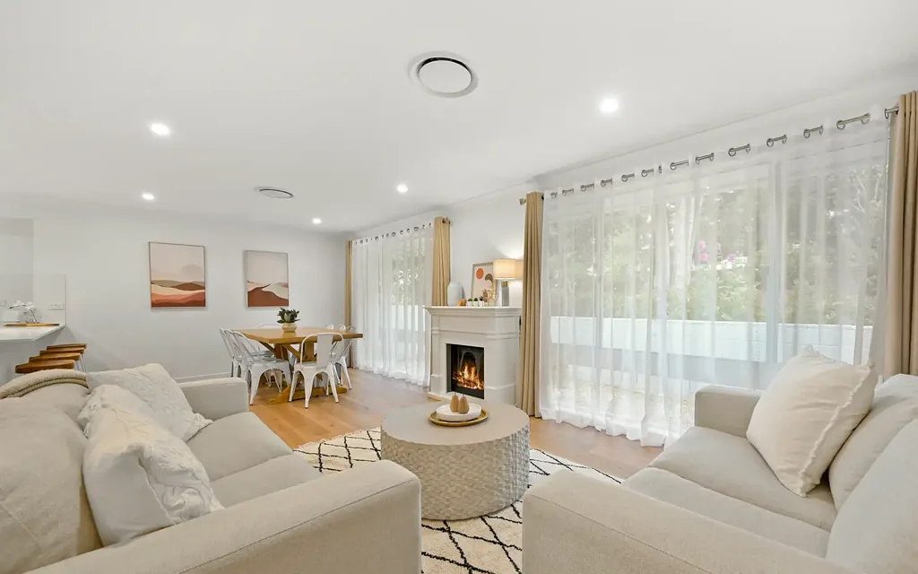 Leura 3ਬੈੱਡਰੂਮ Timeless Single Level Living in a Blue-Ribbon Setting