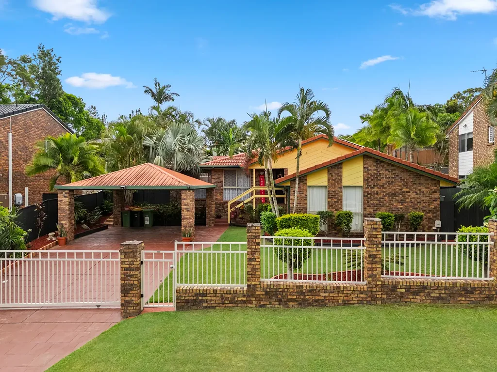 10 SEFTON PLACE, Robina, QLD 4226