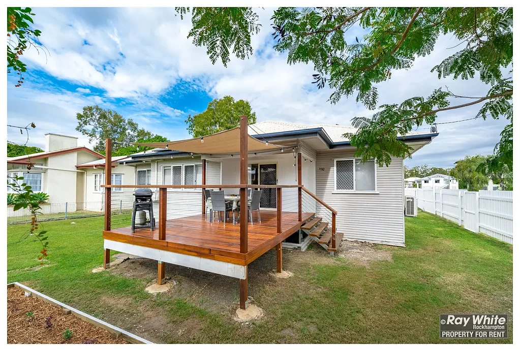 Renovated Beauty + SOLAR + SPA!!