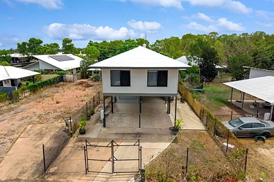 Bellamack 3房  Elevated Tropical Living with Space to Enjoy