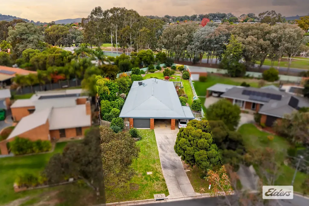 Wodonga 4房  All The Space You Want And So Much More on 1586m