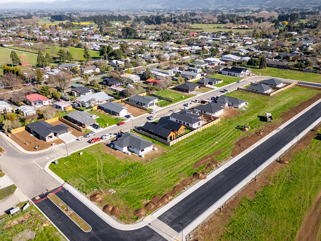 Carterton The Peaks Estate - Build Now