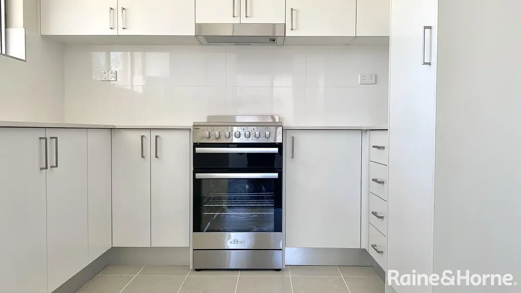 Spacious Apartment in the Heart of Kingsford