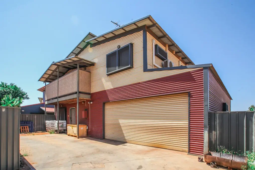 South Hedland 5 Slaapkamer MULTIPLE OFFERS RECEIVED. OFFER ABOVE ASKING PRICE ACCEPTED IN ONE DAY ONLY!!! UNDER OFFER!!!