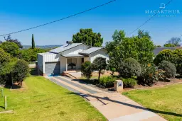 64 Mimosa Drive, Mount Austin