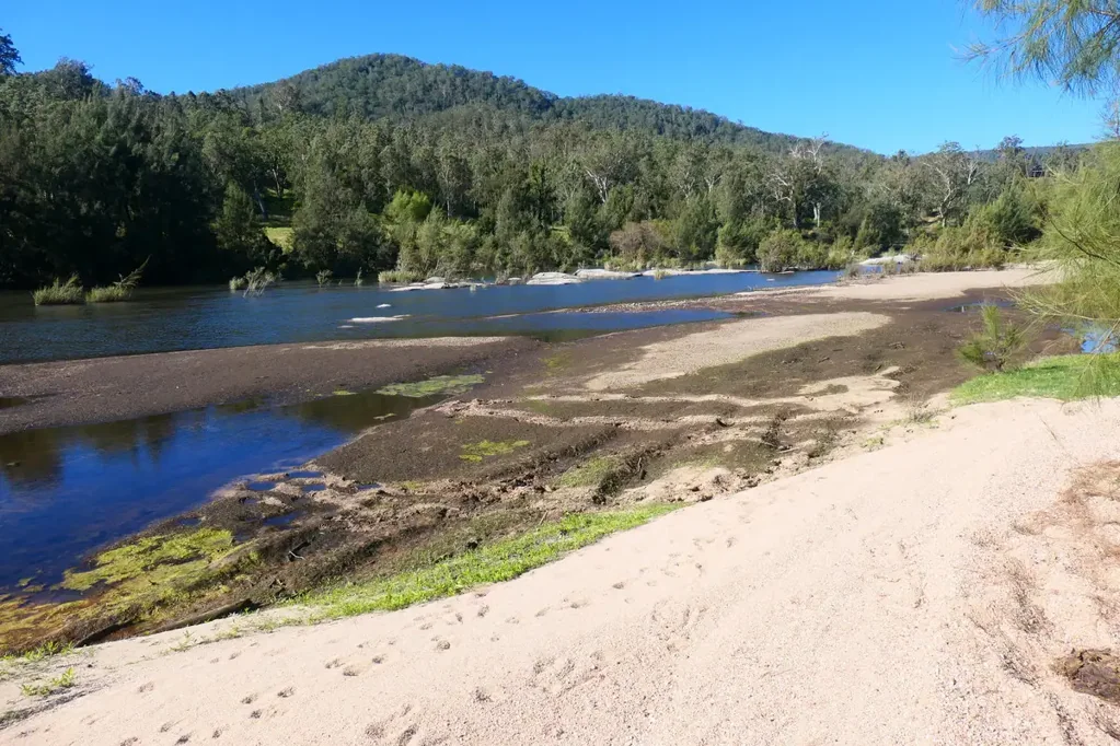 Rocky River BEACH IN THE MOUNTAINS