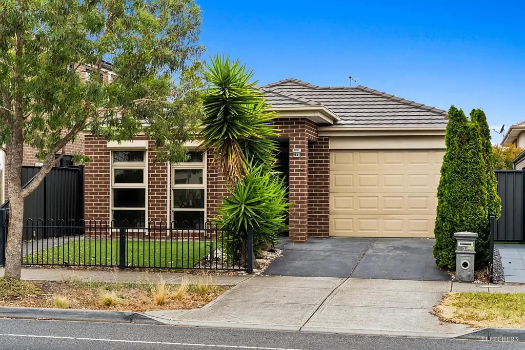 Truganina 3Phòng ngủ Light-Filled Family Home Zoned to Dohertys Creek P-9 & Bemin Secondary