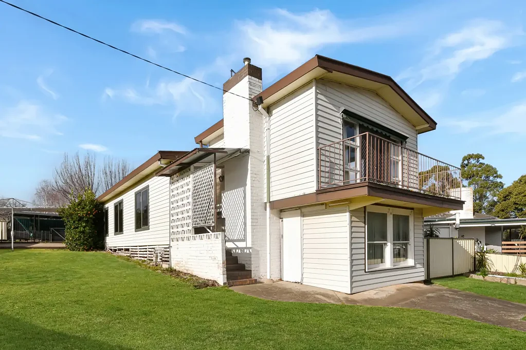 Stawell 3 Bedroom Like A View? This One’s For You