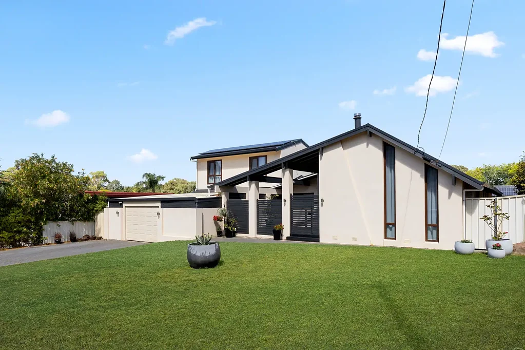 16 Georgiana Street, Flagstaff Hill, SA 5159