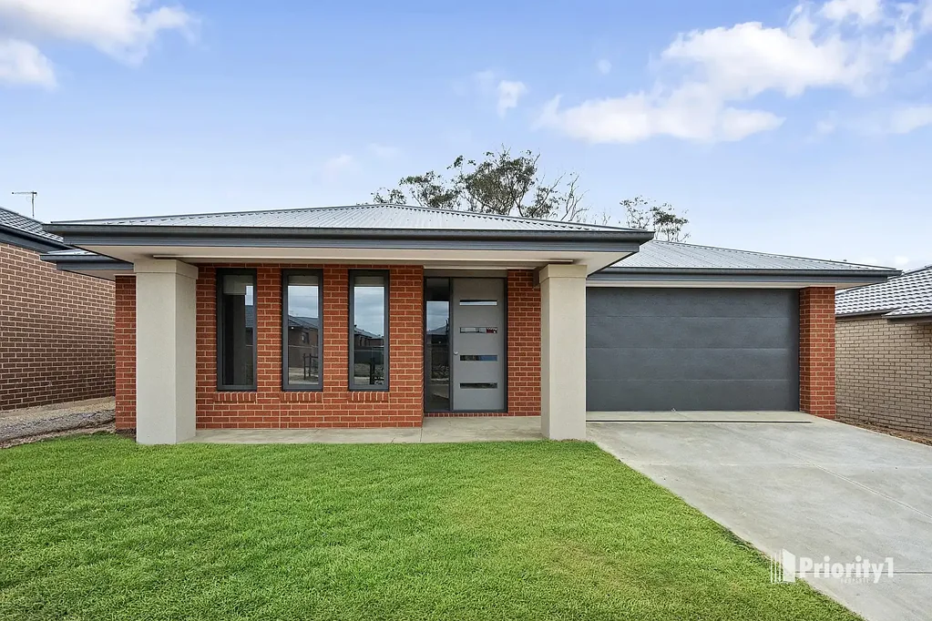 Brand-New Metricon Home - Spacious Family Living