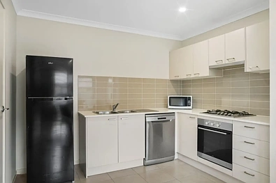 1/25 Lyndon Way, Bellmere, QLD 4510, 3房, 2浴, Apartment