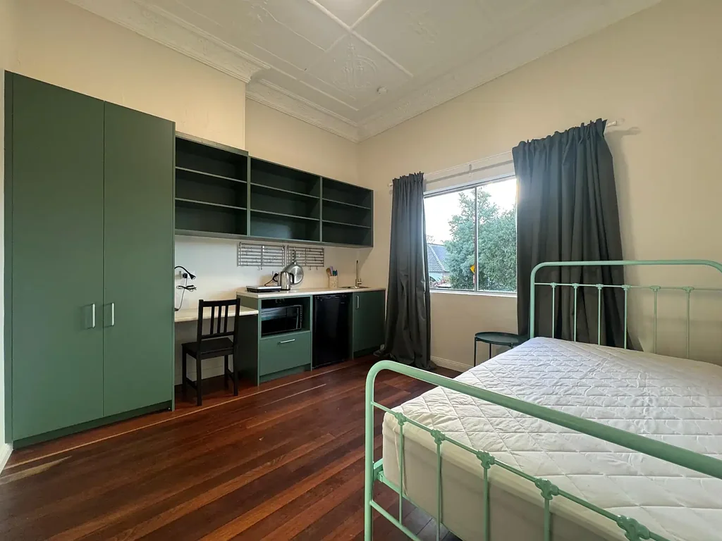 Studio Rooms for Lease in Ashfield