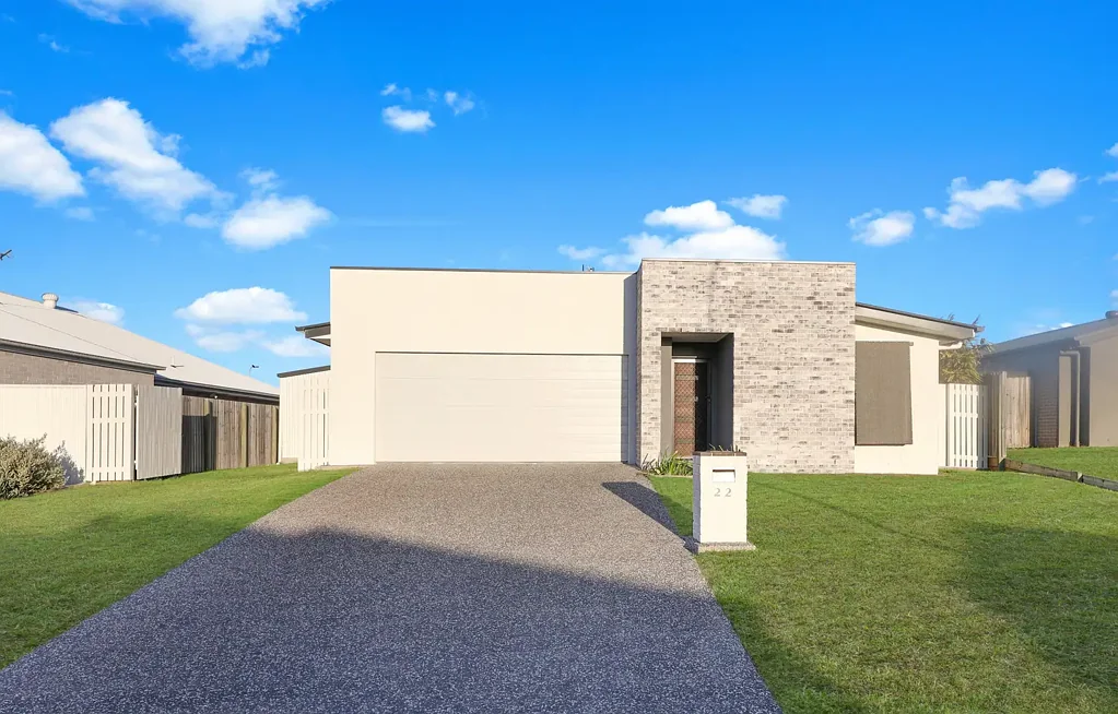 Urangan 3غرفة نوم Lovely modern home with side access and a great shed!