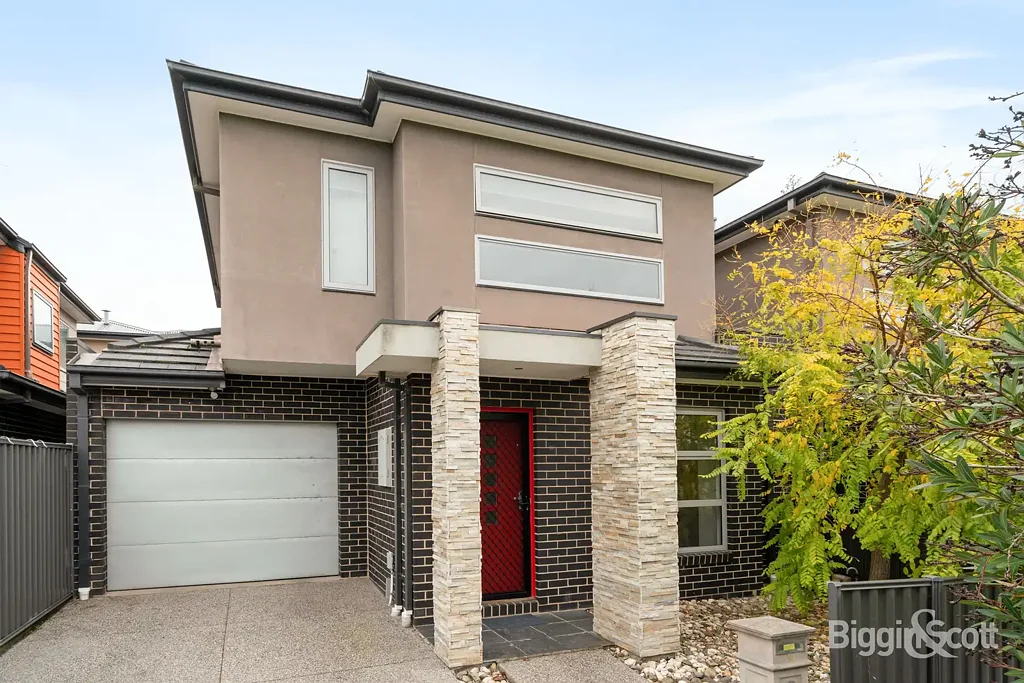 Quality Home - Minutes away from everything that makes Seaholme so Desirable!