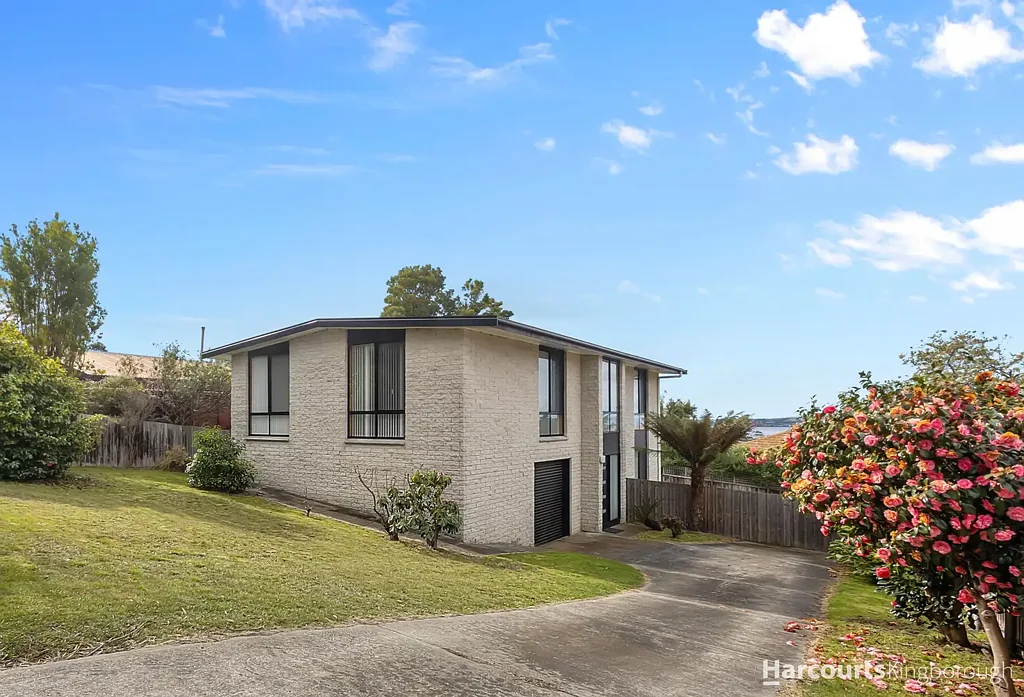 4 Yallaroo Drive, Blackmans Bay, TAS 7052