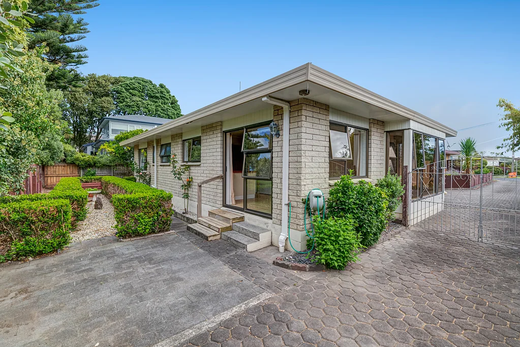2/7 Alice Avenue, Orewa, Rodney, Auckland