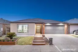 25 Davenport Crescent, Cranbourne West