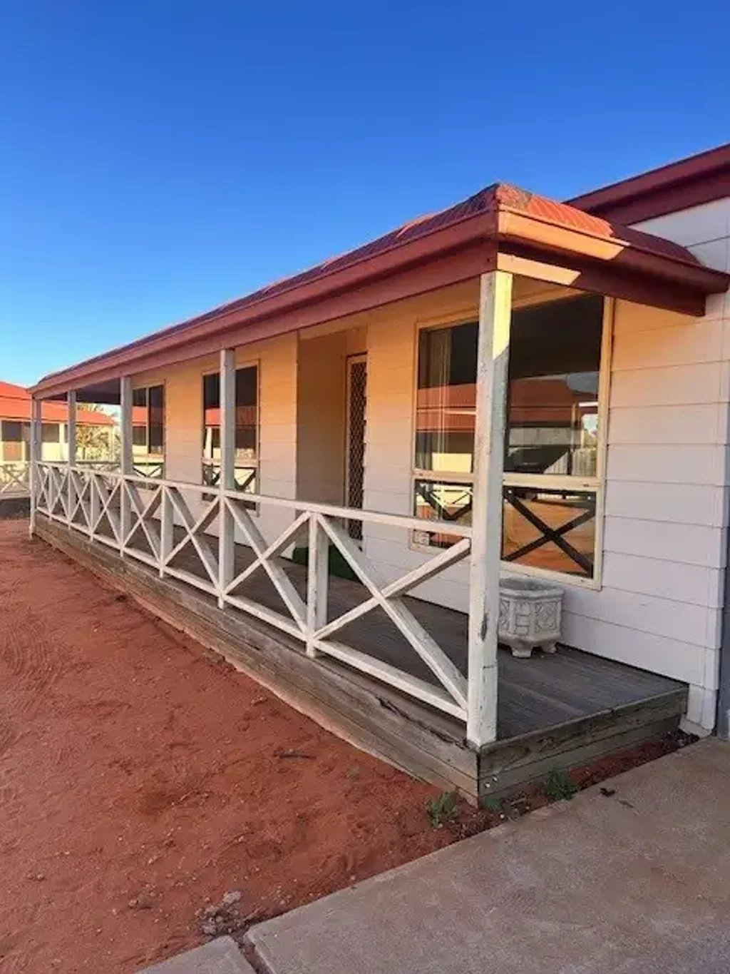 Quiet, Comfortable & Convenient 2-Bedroom Unit
