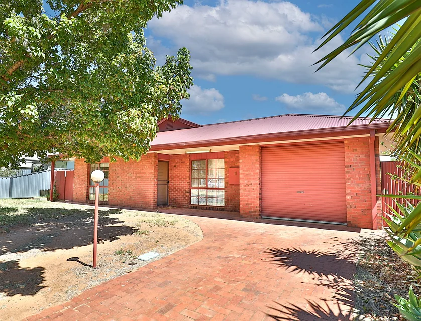 8 Whittaker Crescent, Red Cliffs, VIC 3496, 5 ਕਮਰੇ, 3 ਬਾਥਰੂਮ, House