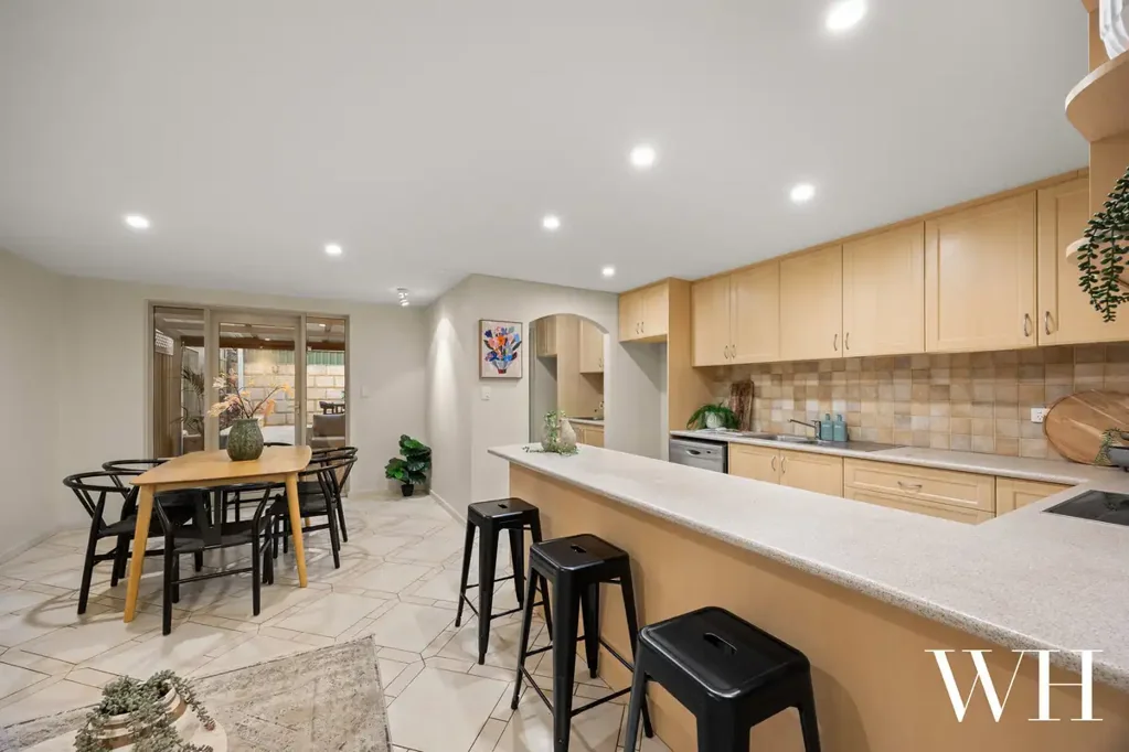 Fremantle 3房  Flexible Coastal Retreat: City & Beachside Living