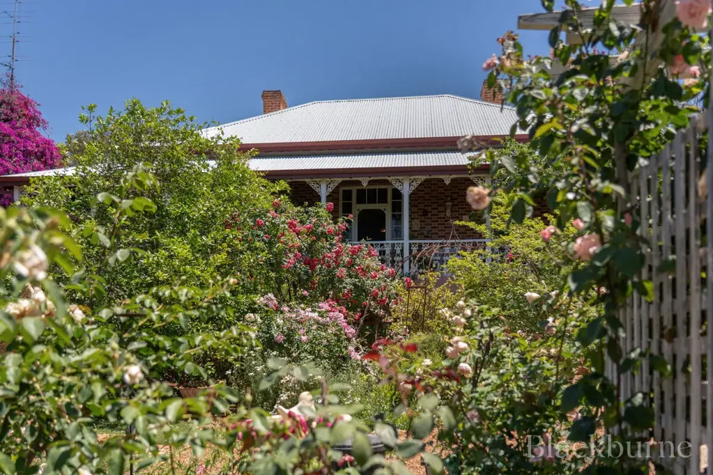 17 Grey Street, York, WA 6302