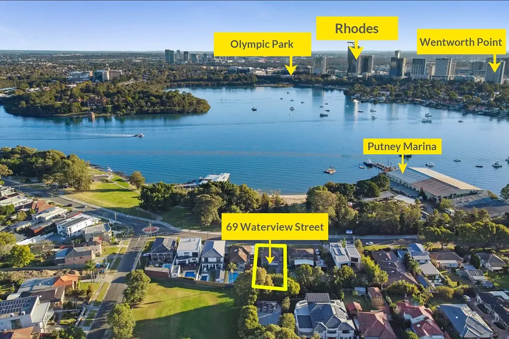 Putney 3कमरा Breathtaking Waterviews in Prime Putney Location | CDC Approved Luxury Home | Duplex Potential (STCA)!