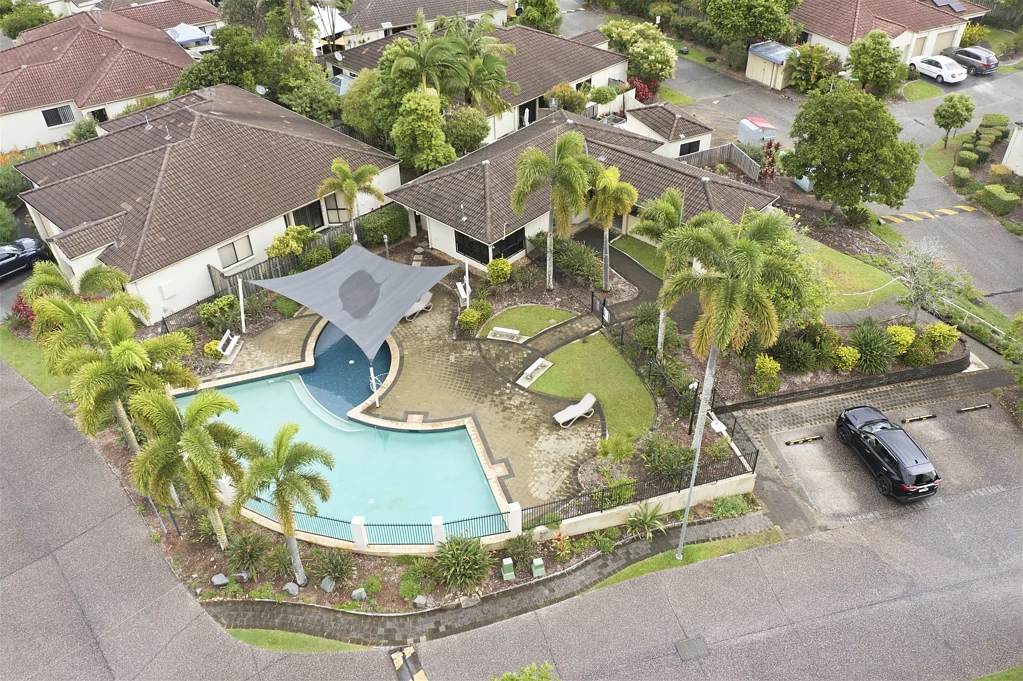 Coombabah 3房  Modern, LowMaintenance Living in a Peaceful, ResortStyle Community - CASA BELLA