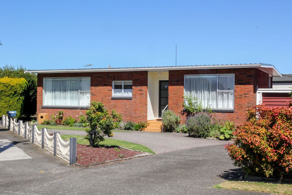 2 Normanby Street, Fitzroy, New Plymouth, 2 Schlafzimmer, 1 Badezimmer