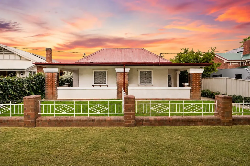 Wagga Wagga 4房  SEMI -DETACHED - THE ESPLANADE
