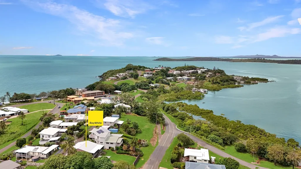 24 Sarina Beach Road, Sarina Beach, QLD 4737