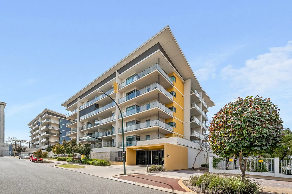 207/25 Malata Crescent, Success, WA 6164