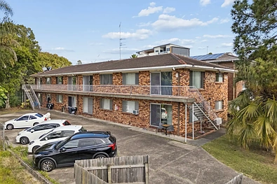 Southport 2 Slaapkamer Move in ready hidden gem great location and great value
