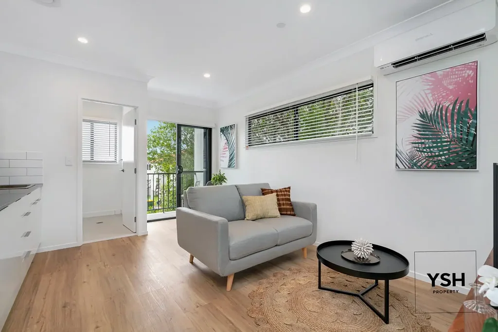 Fully furnished one-bedroom apartments with electricity, NBN, water included!