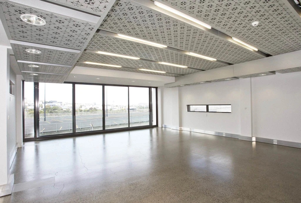 Newton MODERN K' ROAD OFFICE