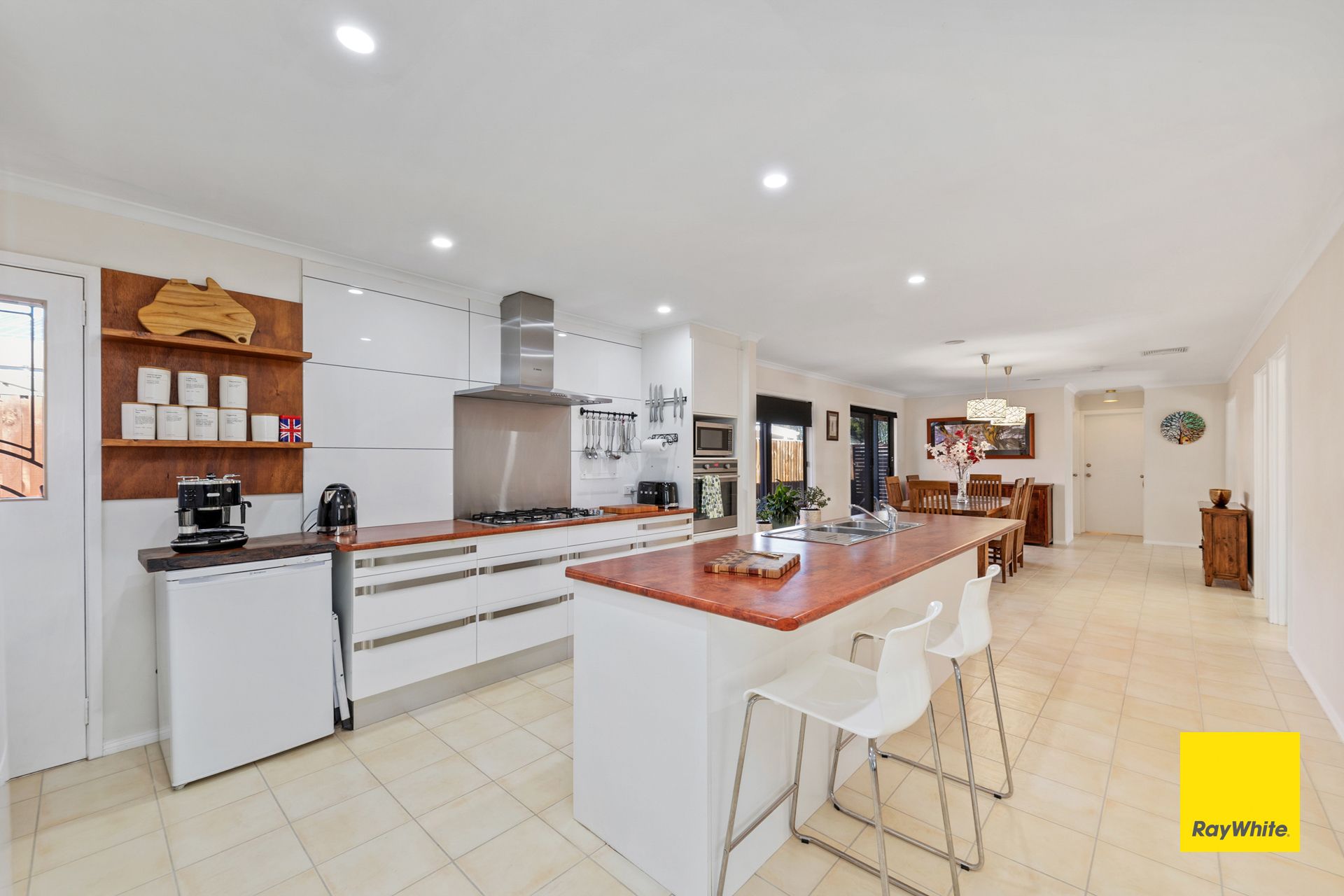 74 BUTMAROO ST, BUNGENDORE NSW 2621, 0 chambres, 0 salles de bain, House