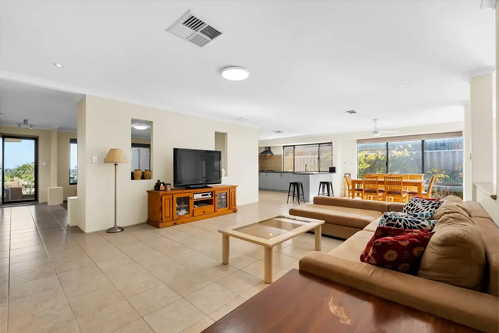 Orelia 4ห้องนอน Spacious Family Living with Multiple Living Zones