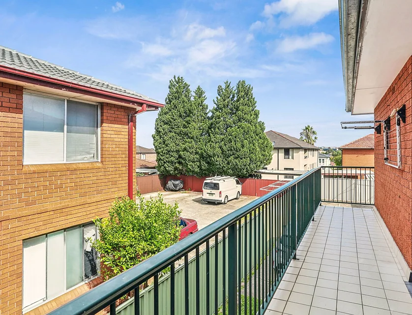 10/8 Yangoora Road, Belmore, South Western Suburbs, 3房, 1浴, Apartment