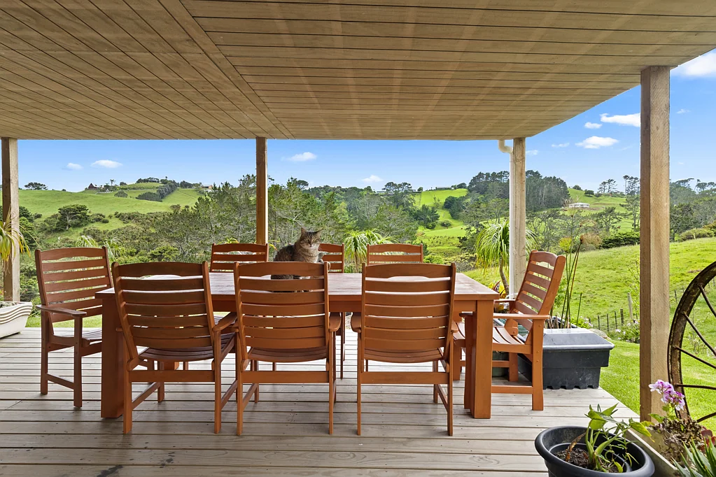 Waiuku 1 Bedroom Where Tranquility, Privacy and Nature Meet.