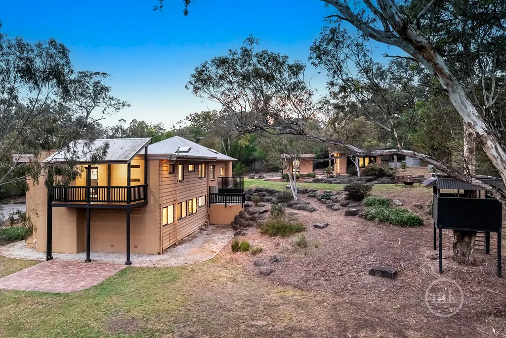 Eltham 5બેડરૂમ A Life Of Ease In An Elite Local