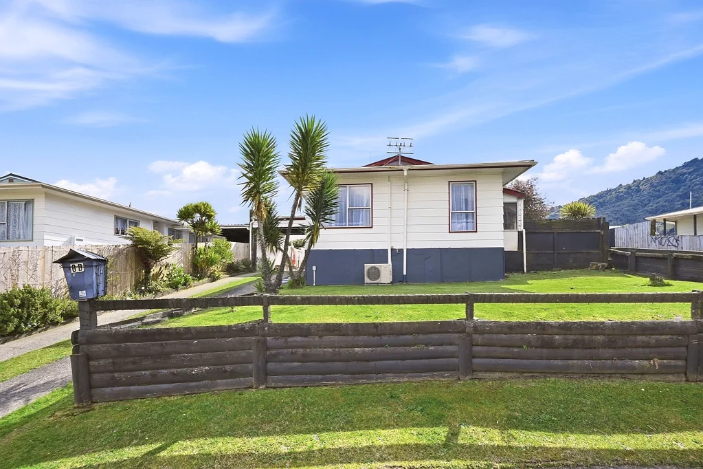 Pukehangi 3બેડરૂમ Good Bones & Potential