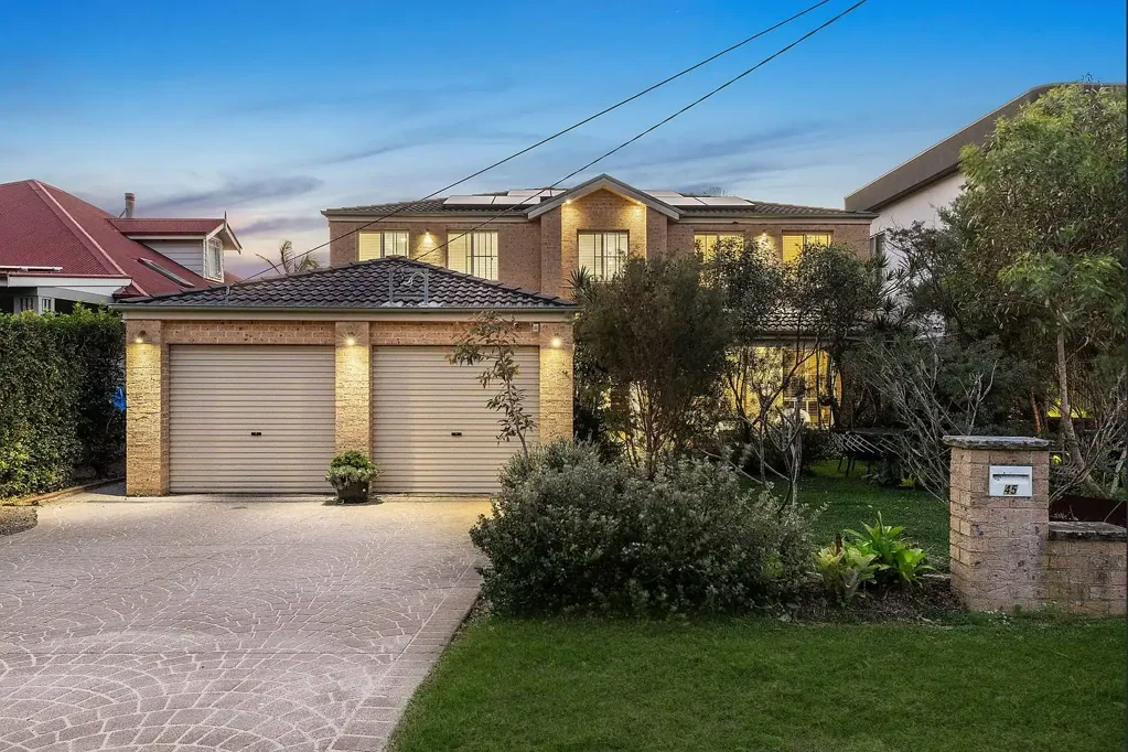Spacious Family Entertainer