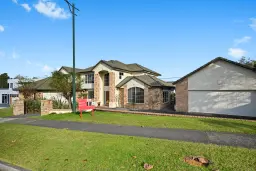 4 Heritage Avenue, Chartwell